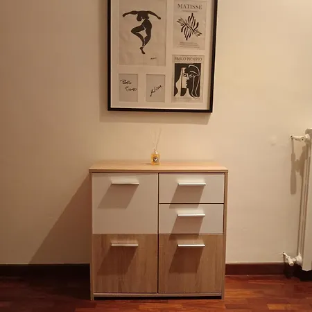 Primo Piano Apartment *
